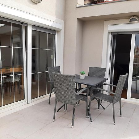 Apartments Luna Sveti Filip i Jakov Εξωτερικό φωτογραφία