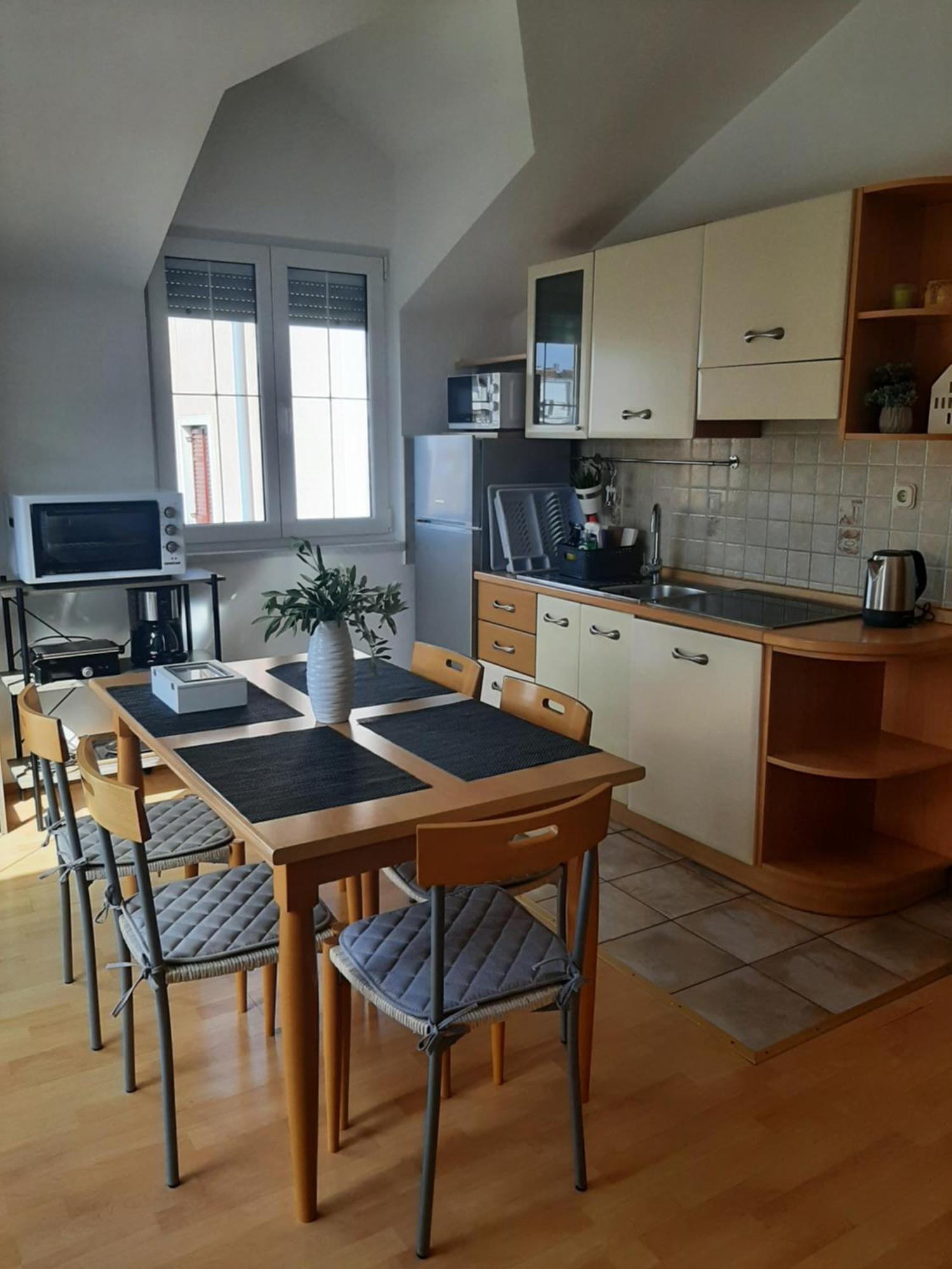 Apartments Luna Sveti Filip i Jakov Εξωτερικό φωτογραφία