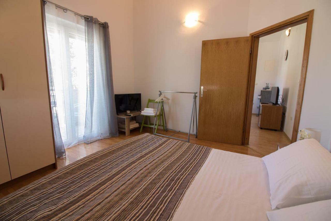 Apartments Luna Sveti Filip i Jakov Εξωτερικό φωτογραφία