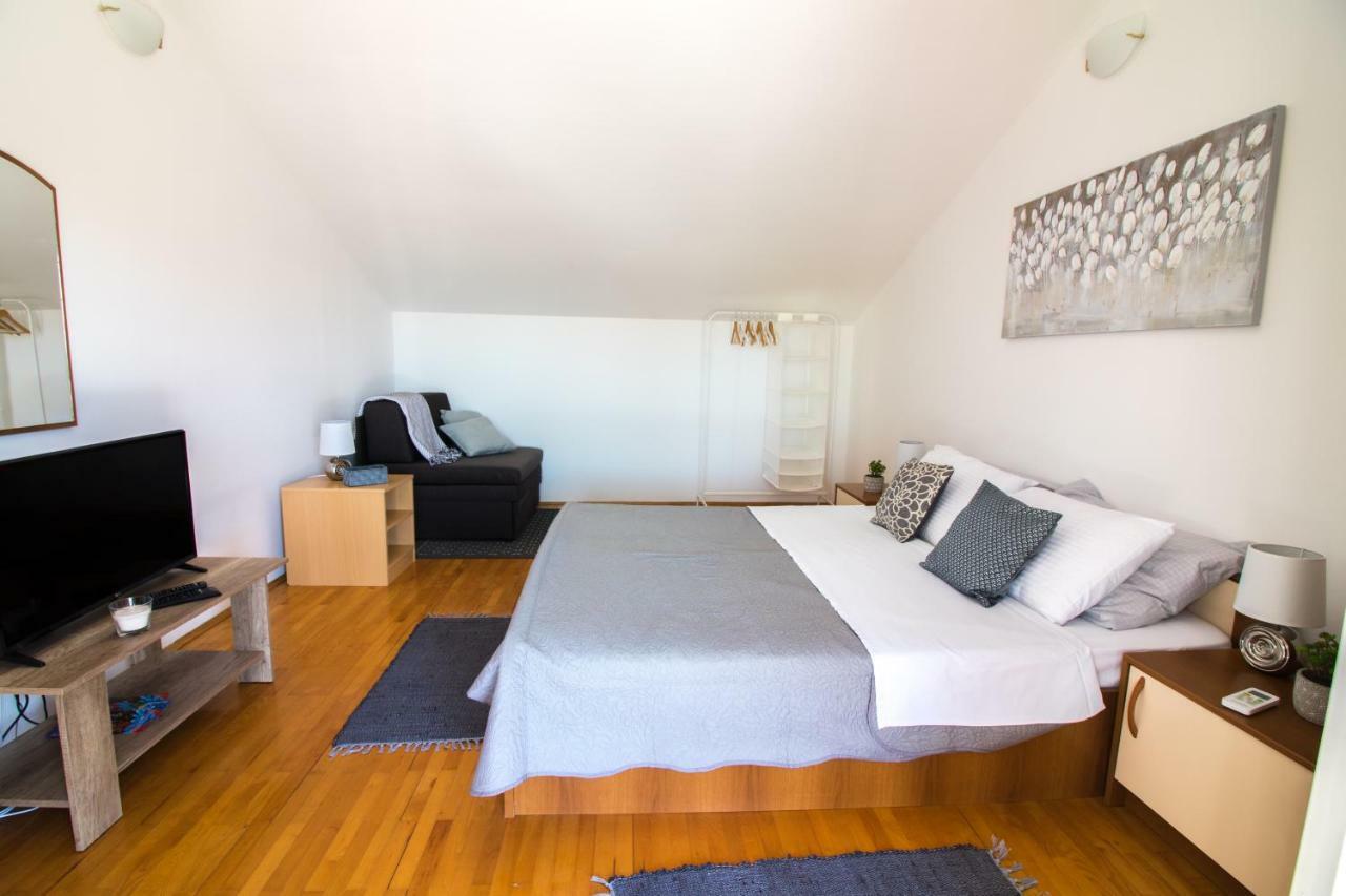 Apartments Luna Sveti Filip i Jakov Εξωτερικό φωτογραφία